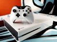 La Xbox One blanca se luce en la Gamescom